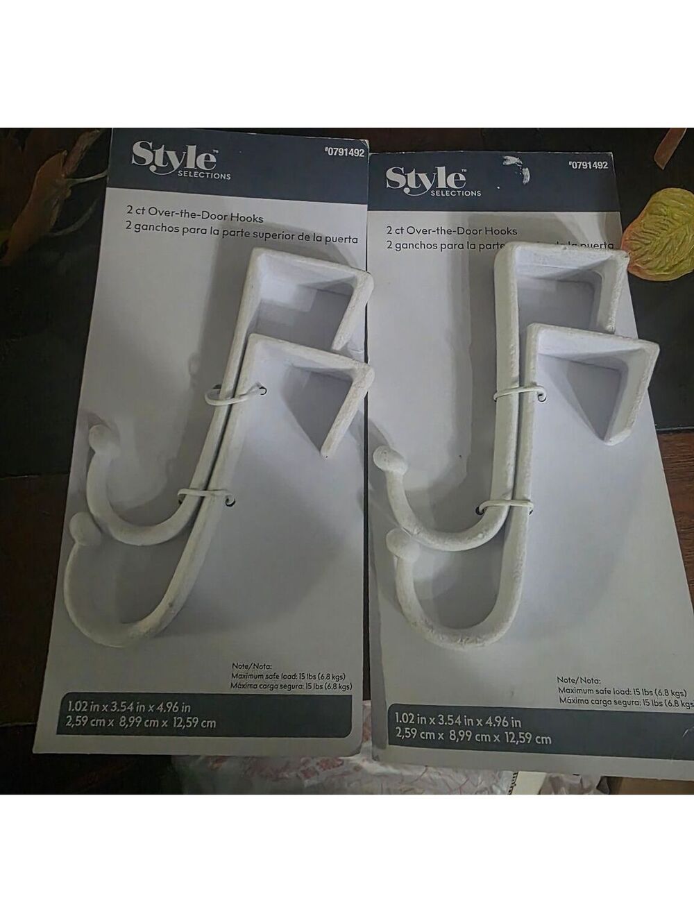 NEW Style Selections White Over-the-Door Hooks 4 Total New in Package